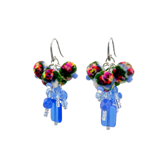 charm'd short bundles in garden party