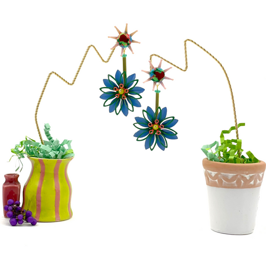 bloom'd flowers+ in petri