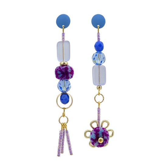 charm'd daisy chain in hyacinth