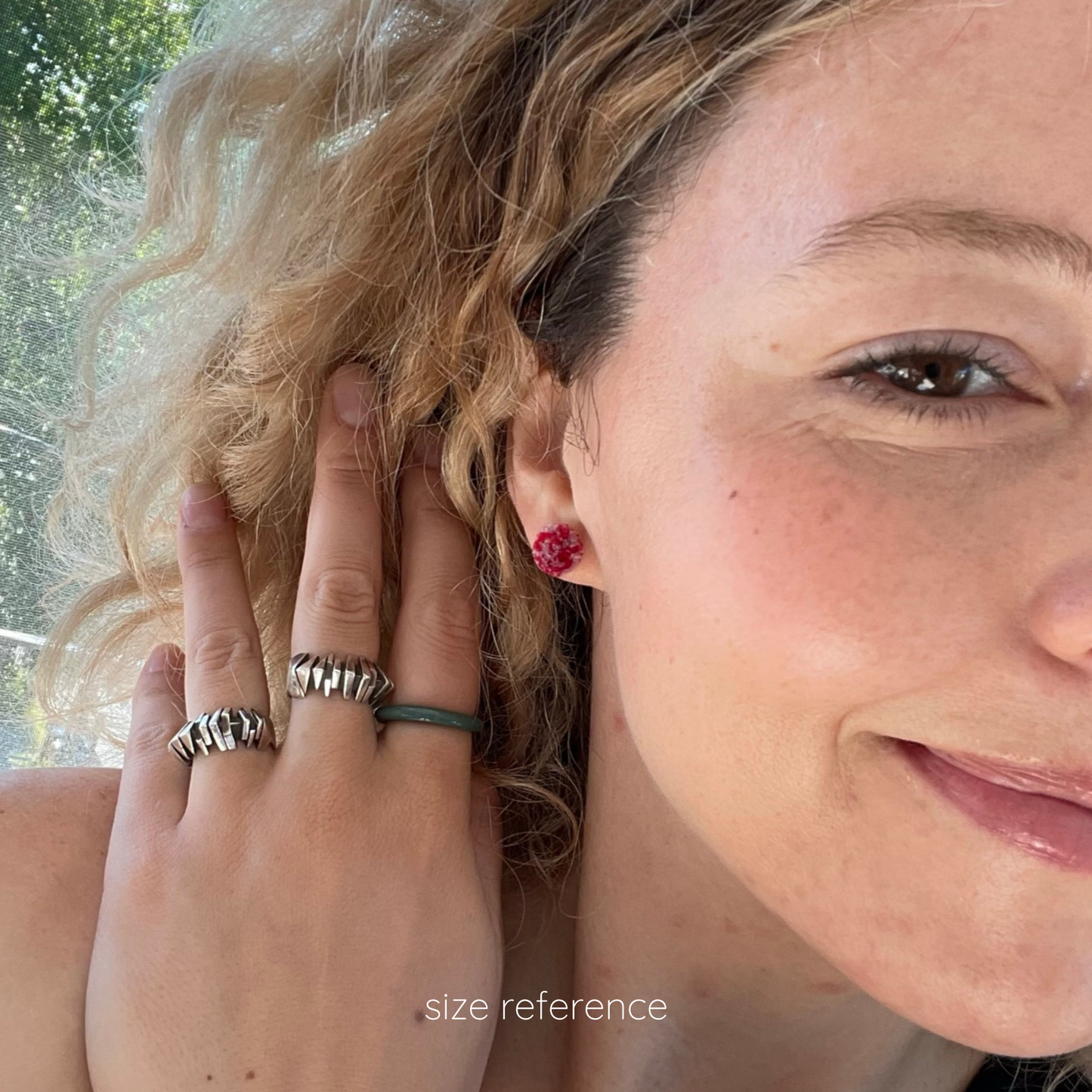 pom'd silver studs in mauve