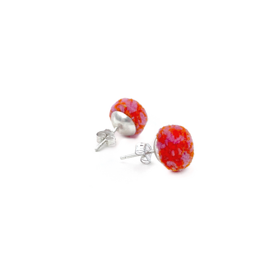 pom'd silver studs in tangerine