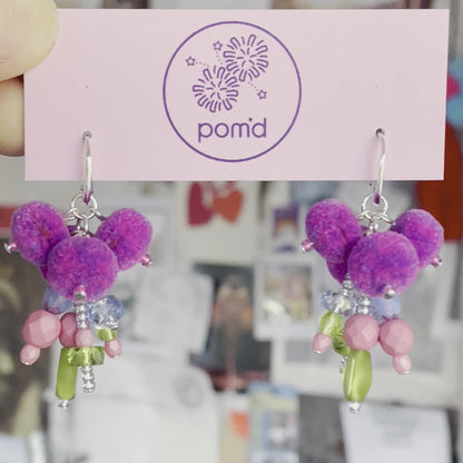 charm'd short bundles in mauve