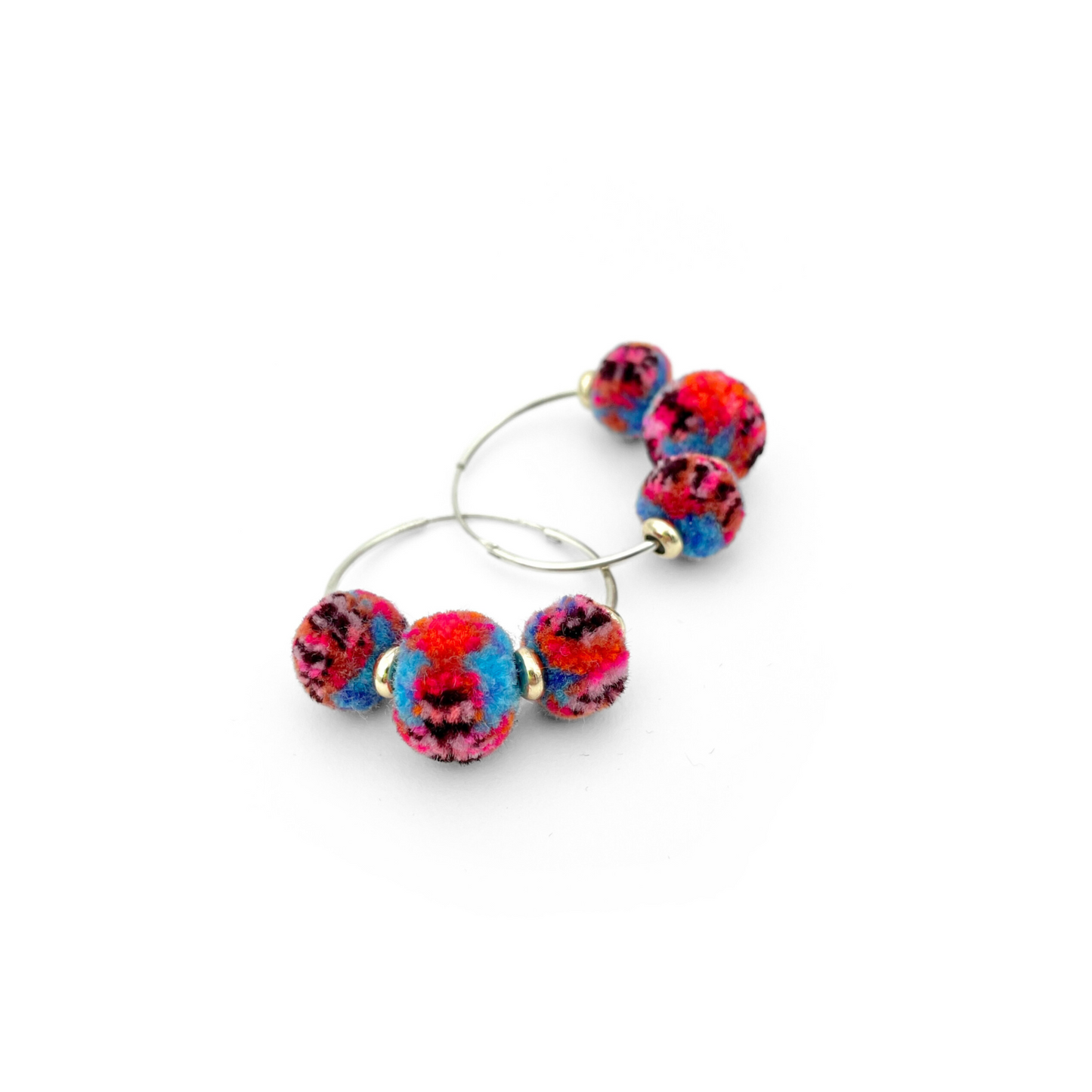 pom'd silver hoops in raja