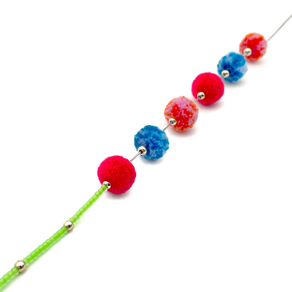 pom'd necklace in pow
