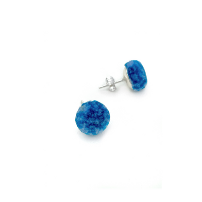 pom'd silver studs in sky blue