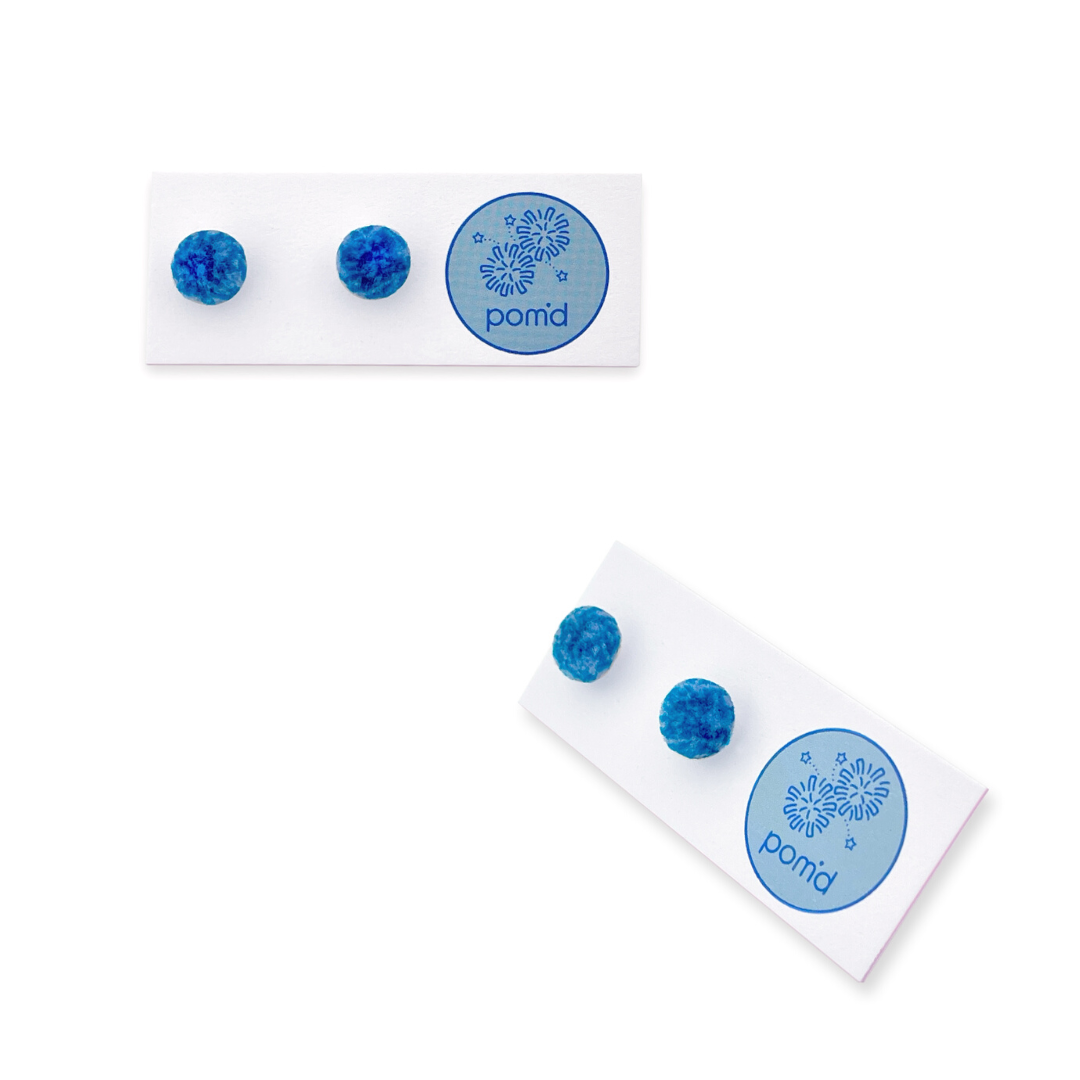 pom'd silver studs in sky blue