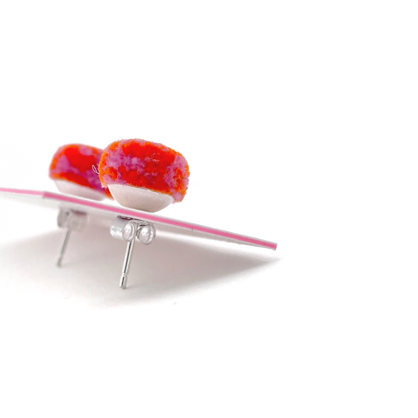pom'd silver studs in tangerine