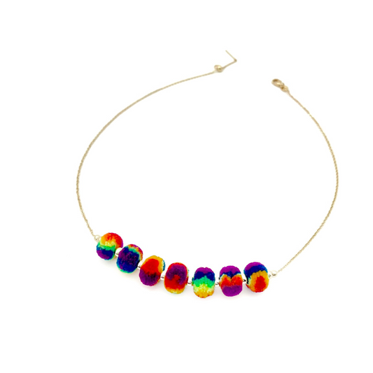 pom'd necklace in arcoíris