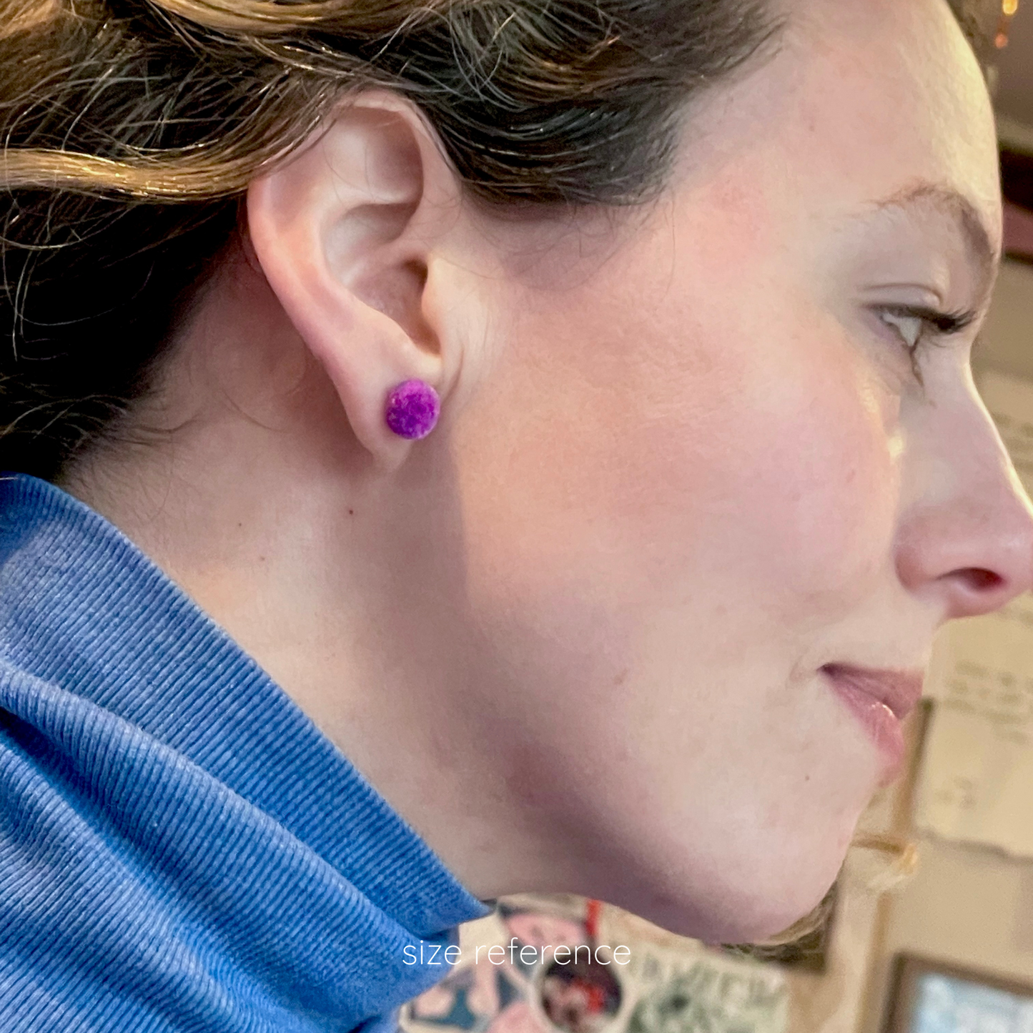 pom'd silver studs in tangerine